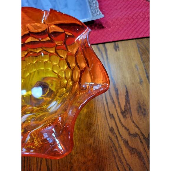 Vintage Viking Georgian Compote, Ruffled Large Persimmon Orange Art Glass Bowl - Picture 4 of 4